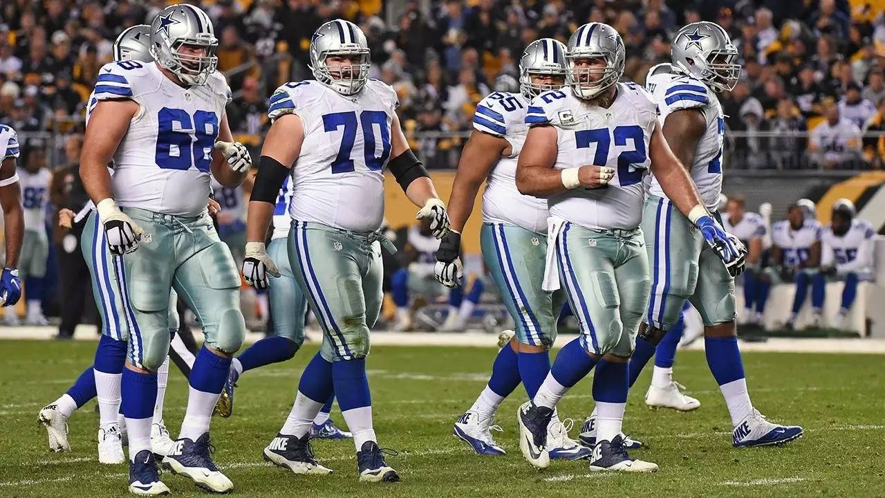 雪域黑豹队对阵胶东鲸鲨队，橄榄球半决赛爆冷，门将神扑救主——锋线火力回暖的简单介绍