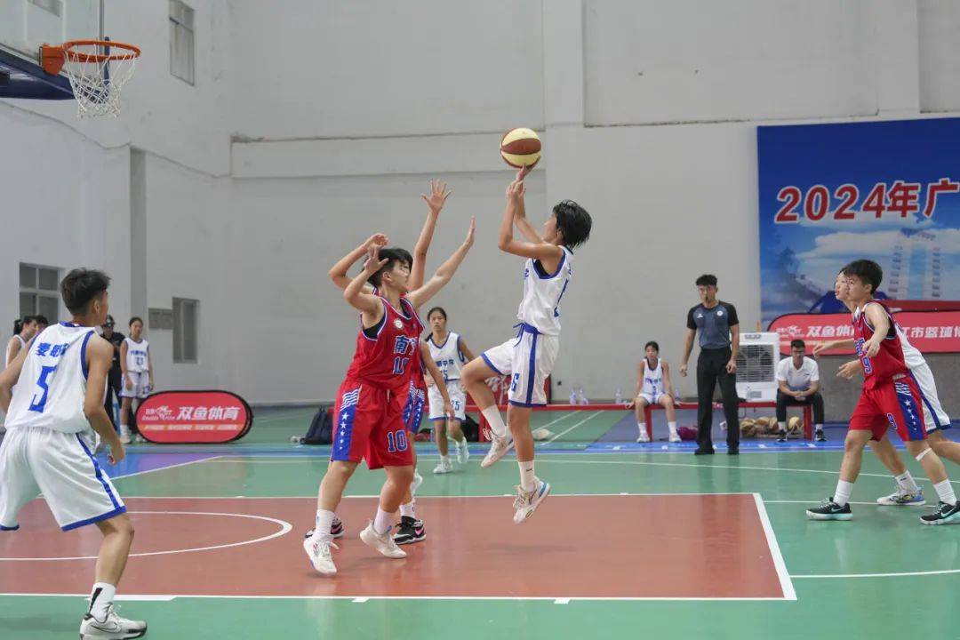 火龙对决在线观看免费完整版电影   火龙对决在线观看免费完整版电影