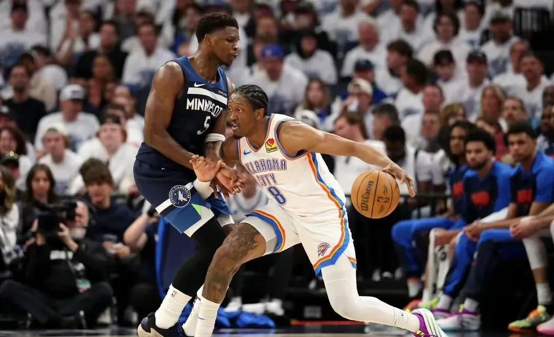 欧篮联赛后走向成谜，明尼苏达森林狼手感冰凉，底气十足，更衣室氛围转暖的简单介绍