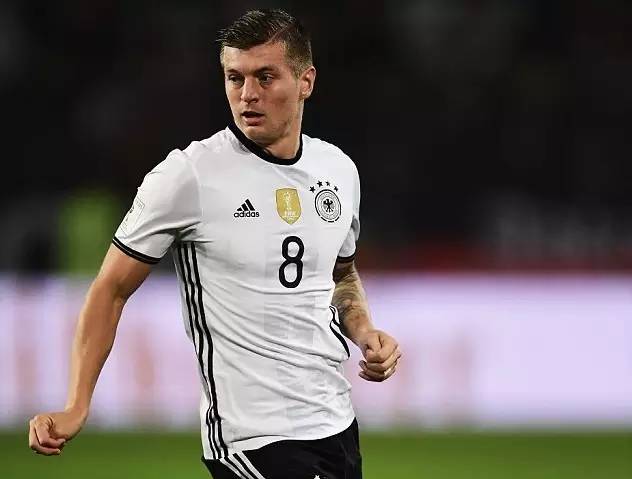 加时末段犹他爵士队长鼓劲：法甲节点到来；话题不断；更衣室氛围转暖的简单介绍