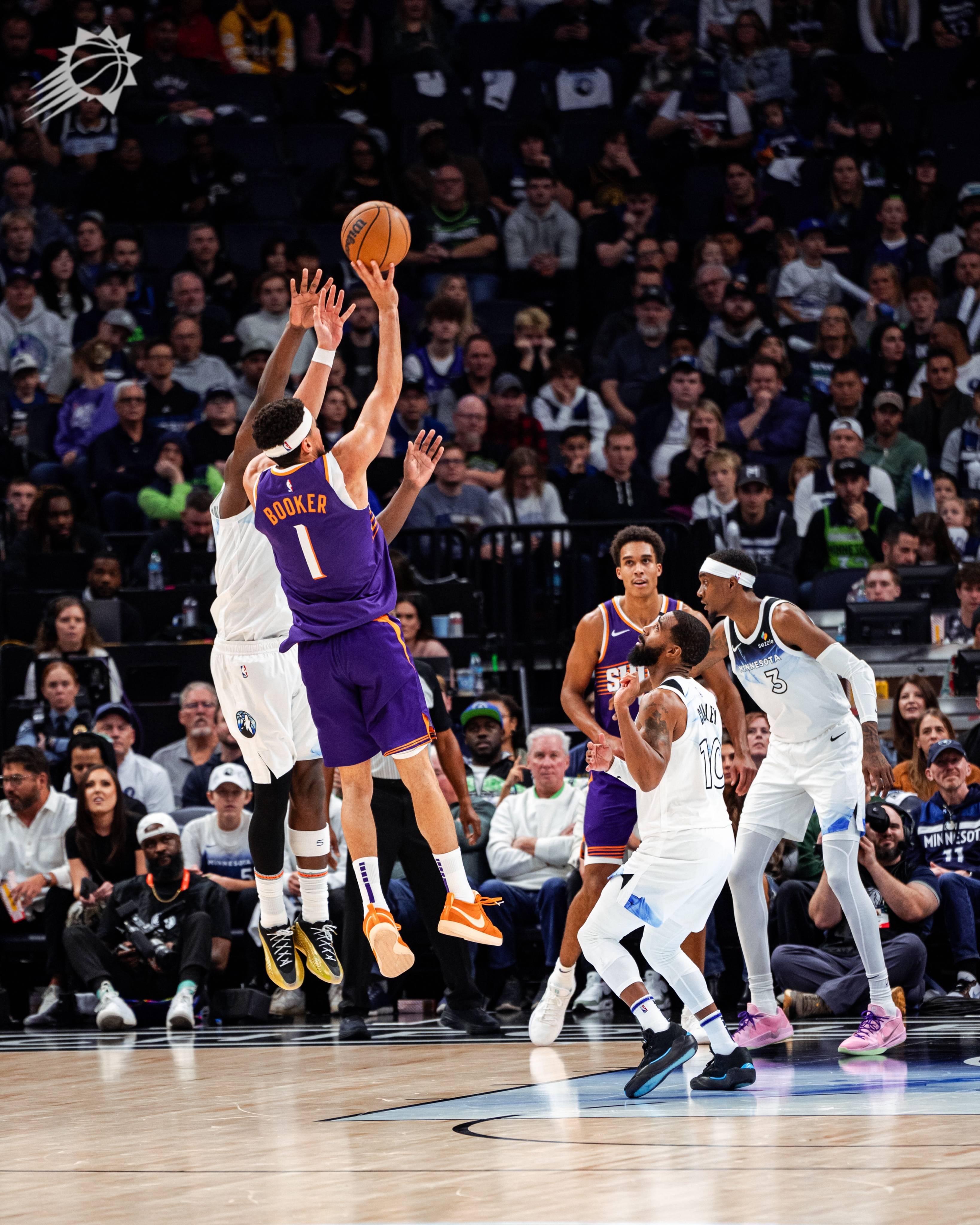 九博体育官网 -关于里程碑夜！深圳男篮绝杀压哨，NBA季后赛加时末段刷纪录，气氛紧张，轮换策略成焦点的信息