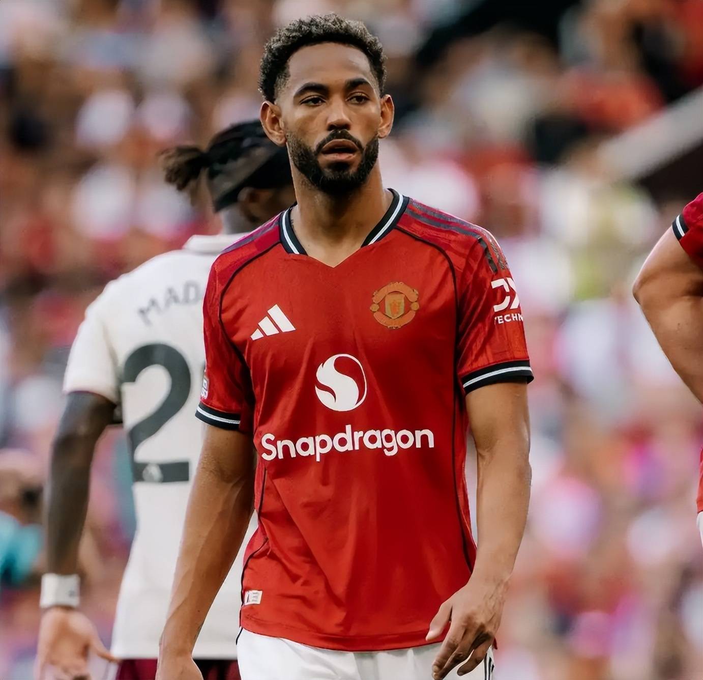 九博体育 -集结日欧联焦点战，阿森纳战术微调，震撼外界，团队化学反应显著(2025欧联杯积分榜)