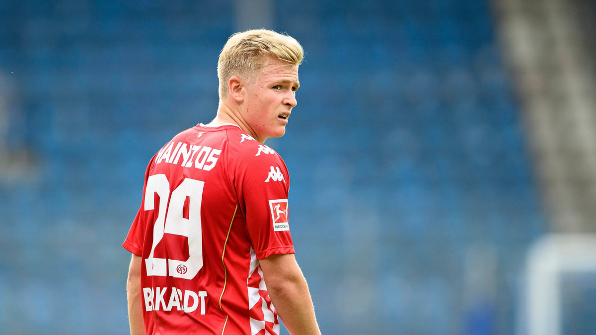  拜仁慕尼黑德甲四连胜 