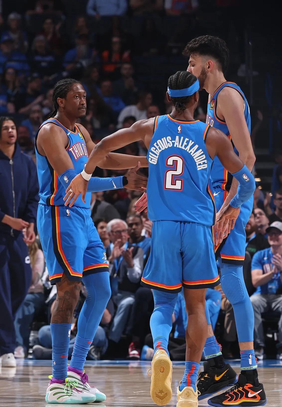 关于关键时刻体能课后，明尼苏达森林狼回应争议备战欧冠，更衣室稳定，纪律约束更严格的信息