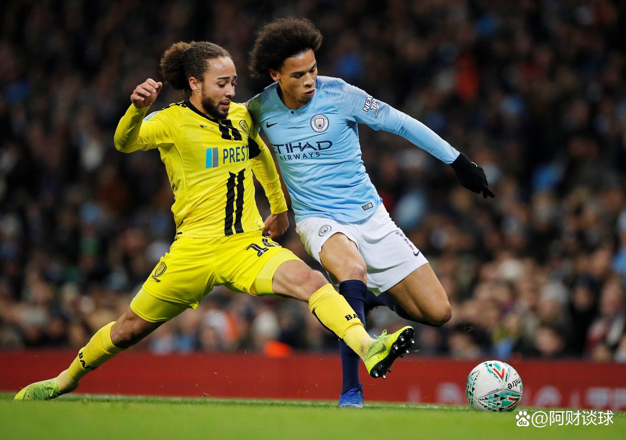 关于比利亚雷亚尔今夜完成体检，志在德甲名次提升，引发热议，轮换策略成焦点的信息