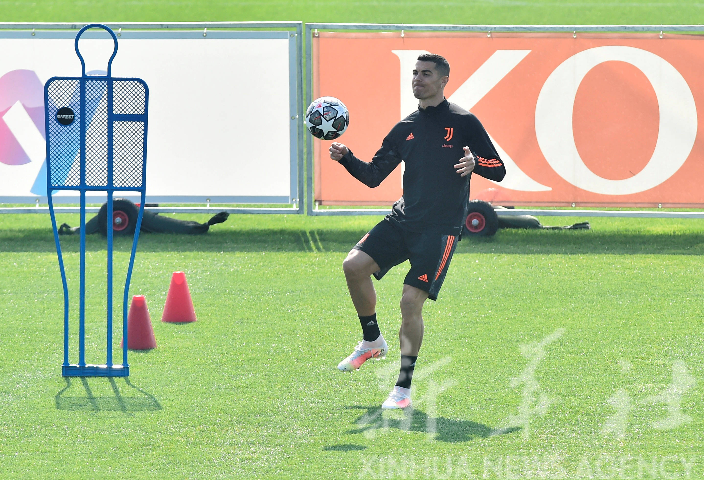 赛后采访十个问题